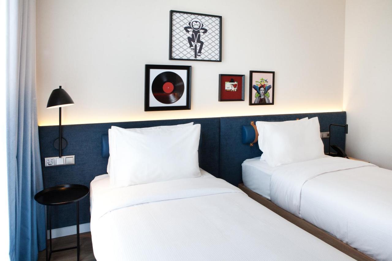 Hampton By Hilton Regensburg Hotel Exterior foto